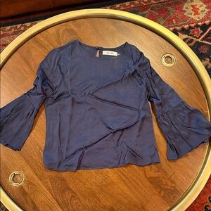 DO+BE Women's Navy Flare Sleeve Blouse